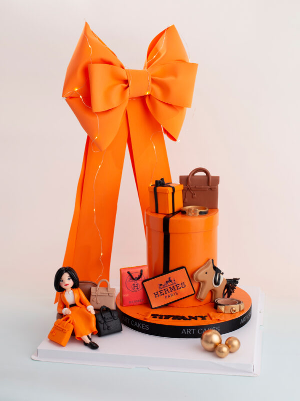 Bánh sinh nhật hộp quà thời trang Hermes
